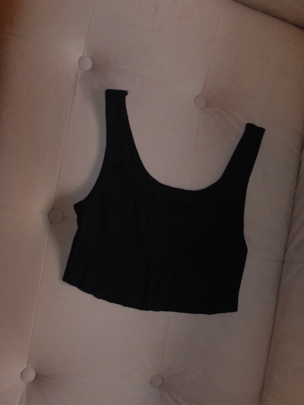 Black Ribbed Crop Tank Top - Picture 3 of 3